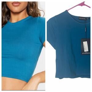 NEW PrettyLittleThing blue cropped top